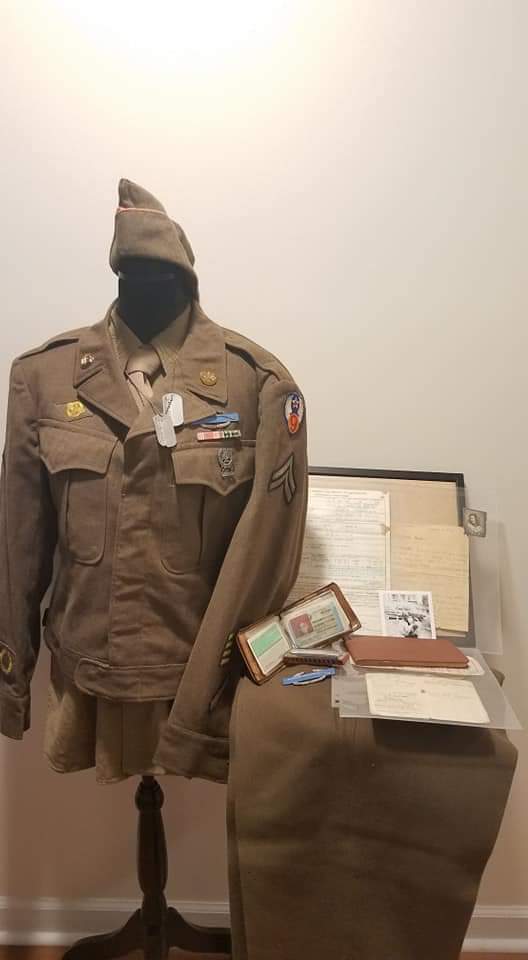United States Army - Uniforms - WWII Marine corps preservation